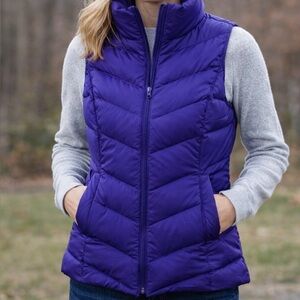 Lands’ End Purple Down
Puffer Vest Size Small Zip
Front Winter Layer